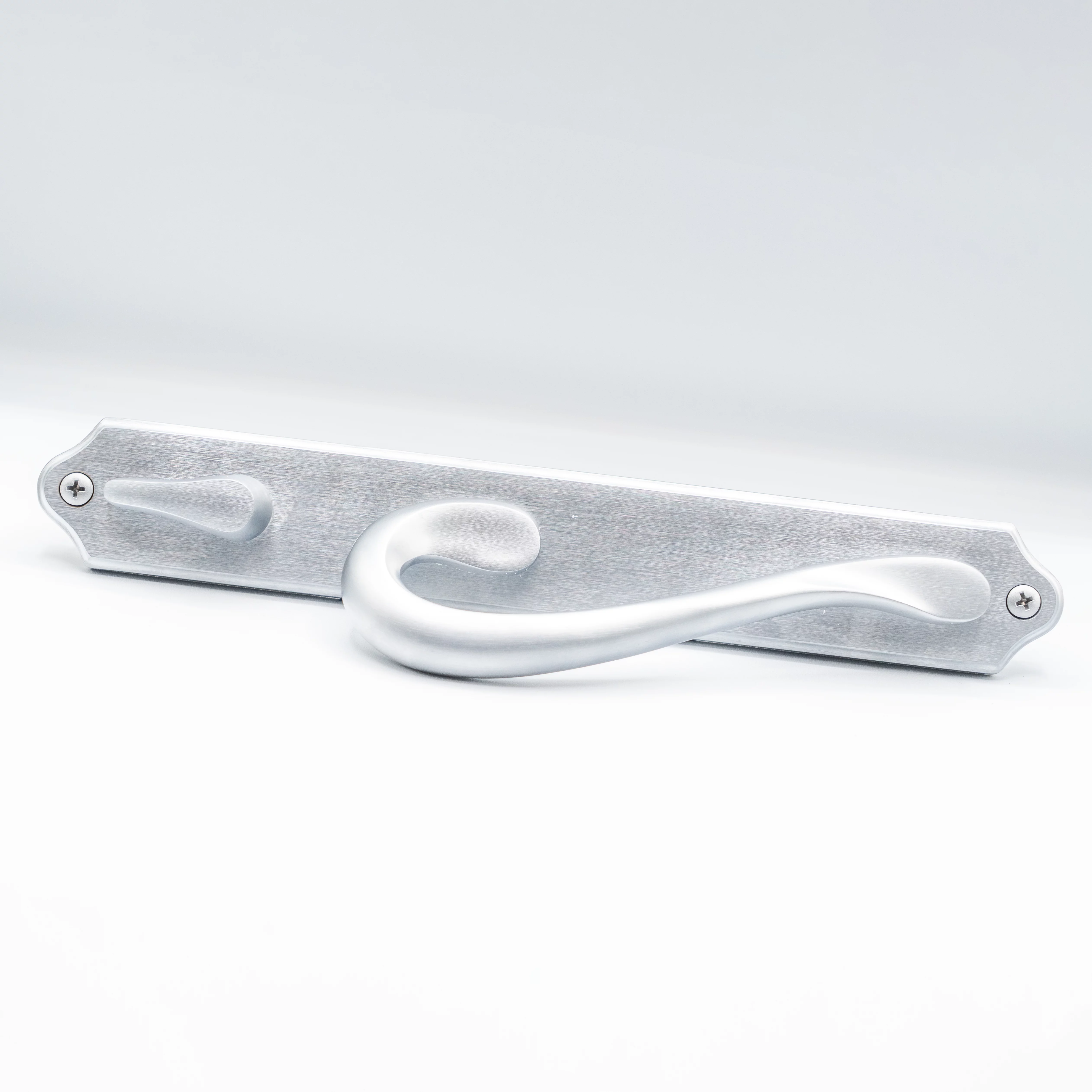 Signature Brushed Chrome Hardware