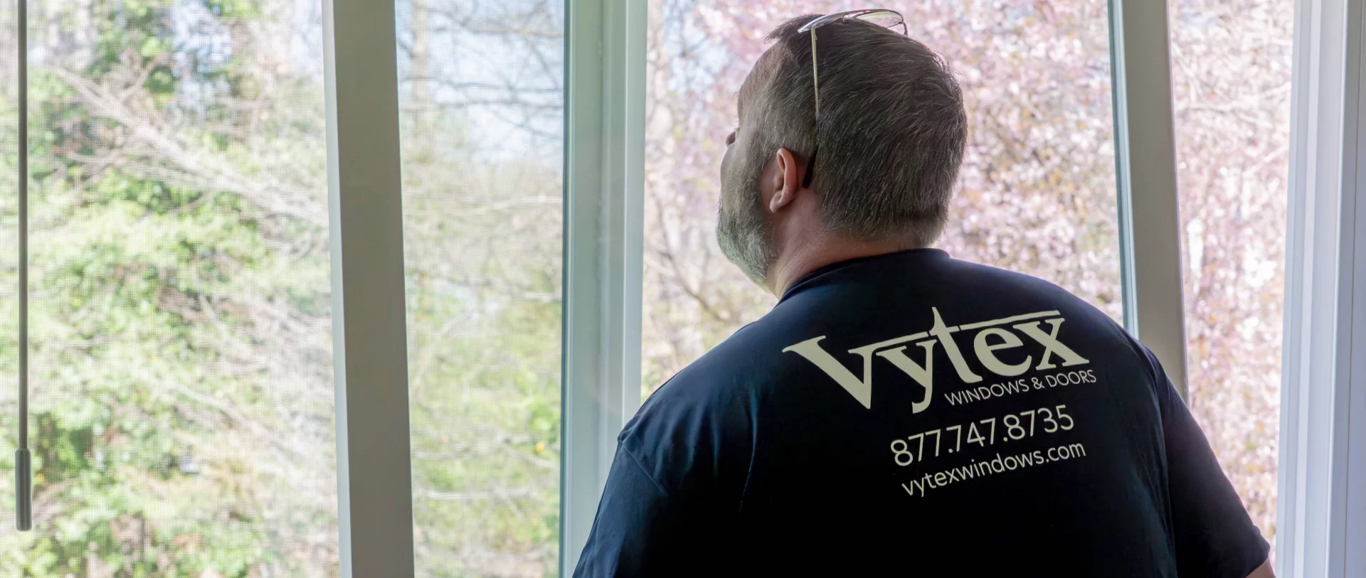 Vytex Windows & Doors worker